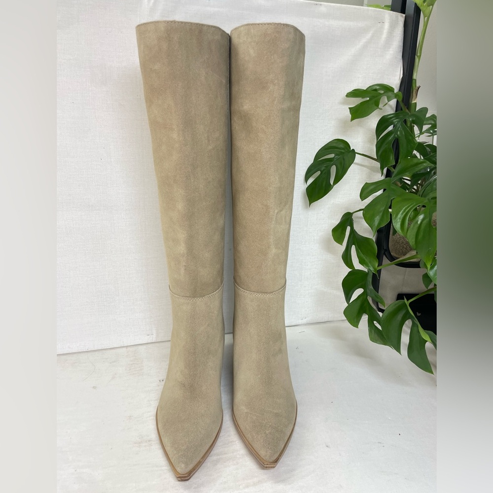 Marc Fisher Challi Pointed Toe Knee High Boot (Women) suede 6M - Picture 4 of 11